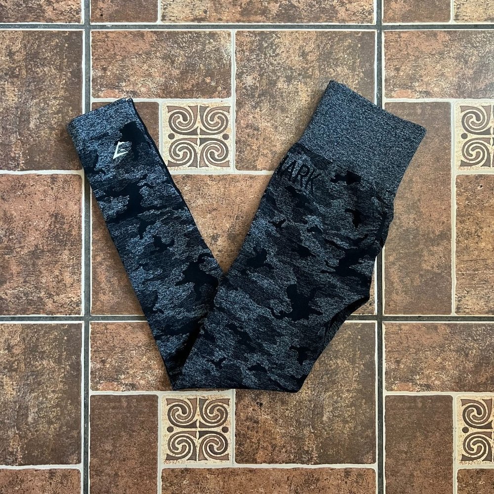 Women's Gymshark Camo Leggings